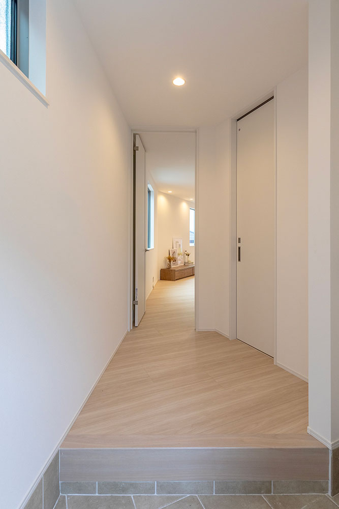 現地写真(玄関)