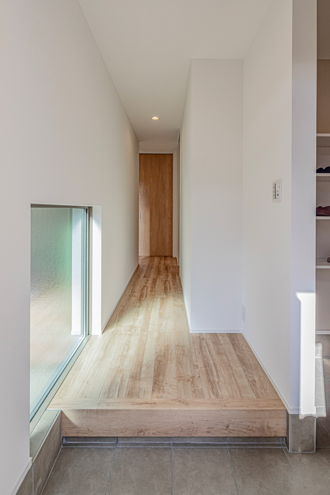 現地写真(玄関)