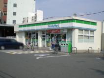 ファミリーマート高槻千代田町店