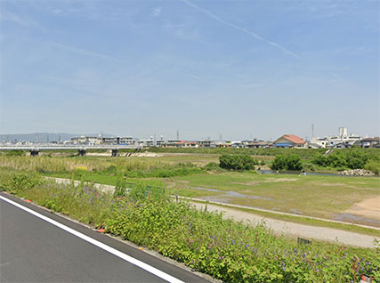 藻川河川敷