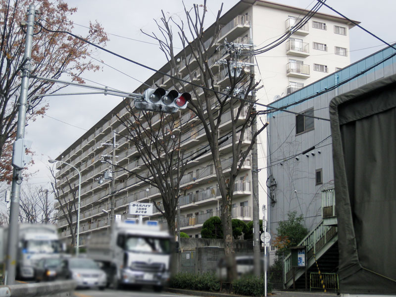 ローレルハイツ茨木総持寺2号棟