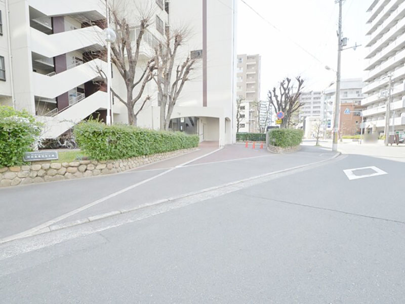 阪急南茨木ハイタウン駅前高層住宅K棟