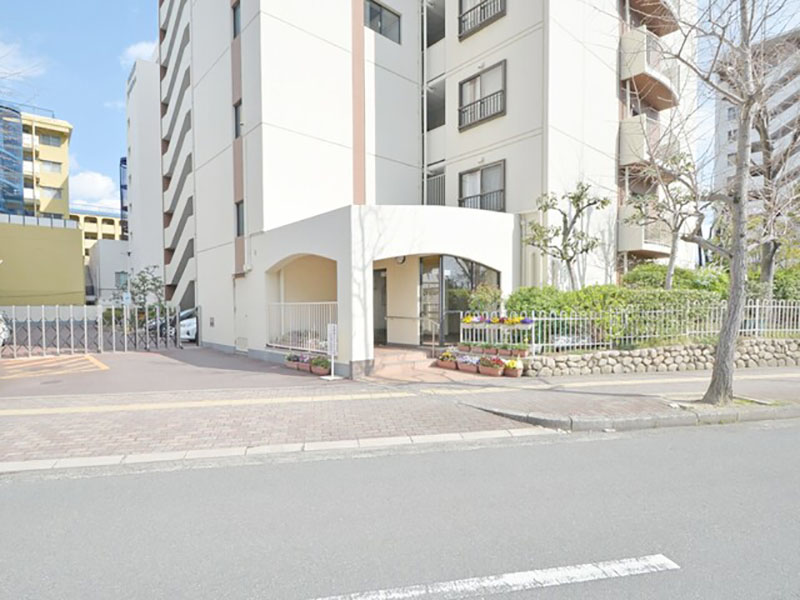 阪急南茨木ハイタウン駅前高層住宅D棟