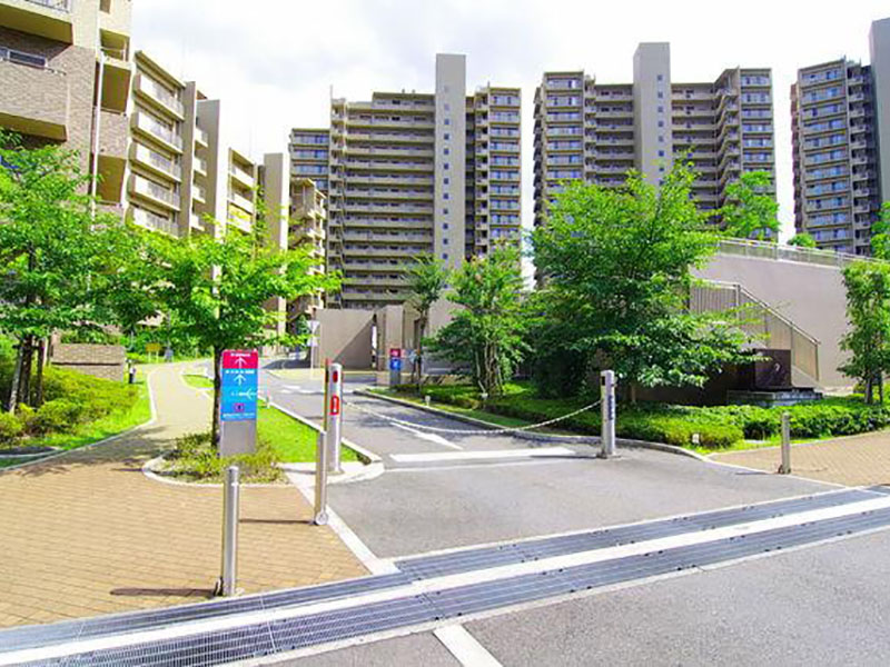 新千里桜ヶ丘メゾンシティ四番館