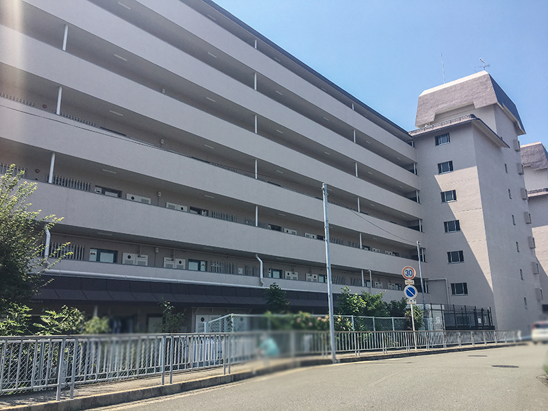 日商岩井箕面ハイツC棟